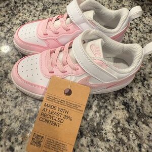 NWT pink and white Nike Dunks
